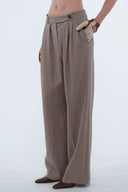 Pleated suit trousers