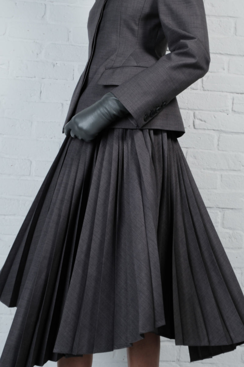 Asymmetric pleated skirt