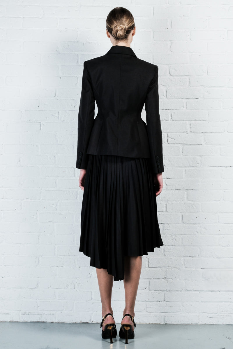 Asymmetric pleated skirt